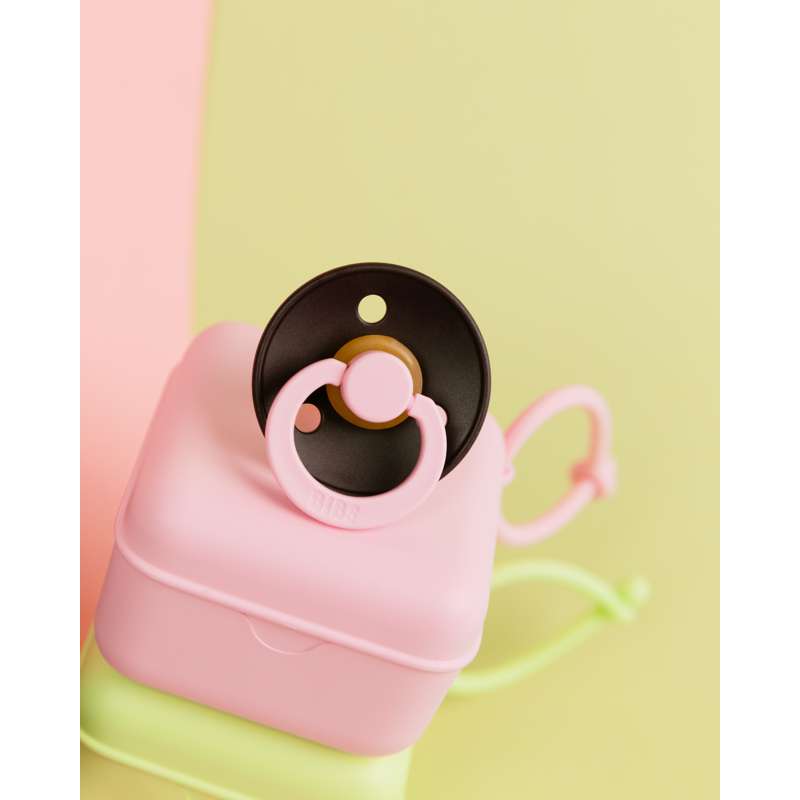 BIBS Accessories Pacifier Box - Sutteboks m. Plads til 3 Sutter - Baby Pink