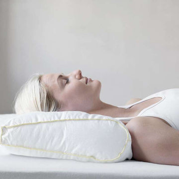 Fossflakes Chiropractic Pillow - Ergonomic and Chiropractic Pillow with Cover - 34x60 cm.