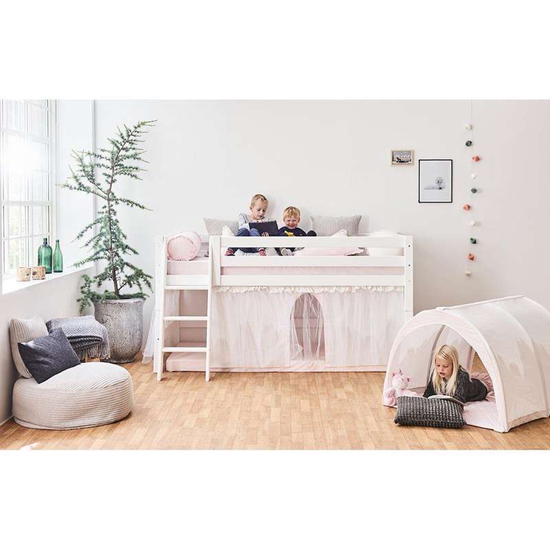 Hoppekids ECO Luxury - Halbhohes Bett - 90x200 cm. - Schräge Leiter - Flexibler Lattenrost - Weiß