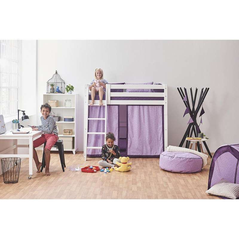 Hoppekids ECO Luxury - Mellemhøj Seng - 90x200 cm. - Skrå Stige - Fleksibel Indlægsbund - Hvid